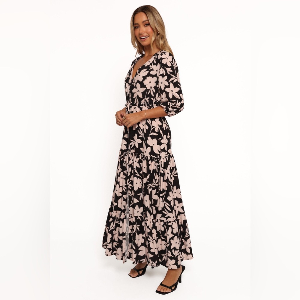 Petal & Pup Kelda Floral Maxi Dress Size Medium Black Pink - Picture 4 of 15